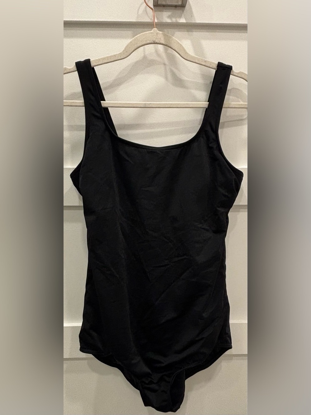 Lands' End Black Scoop Neck Tank Top